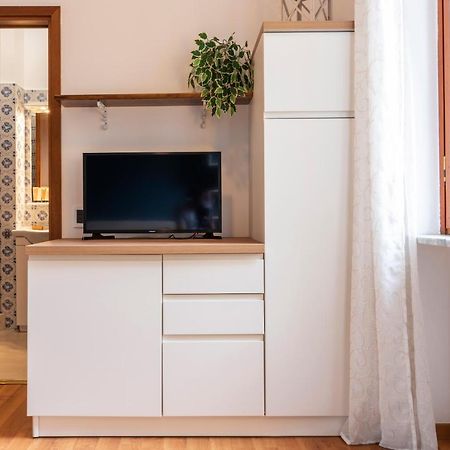Casa Blu Flexyrent Apartment Wifi - No Ac Милано Екстериор снимка