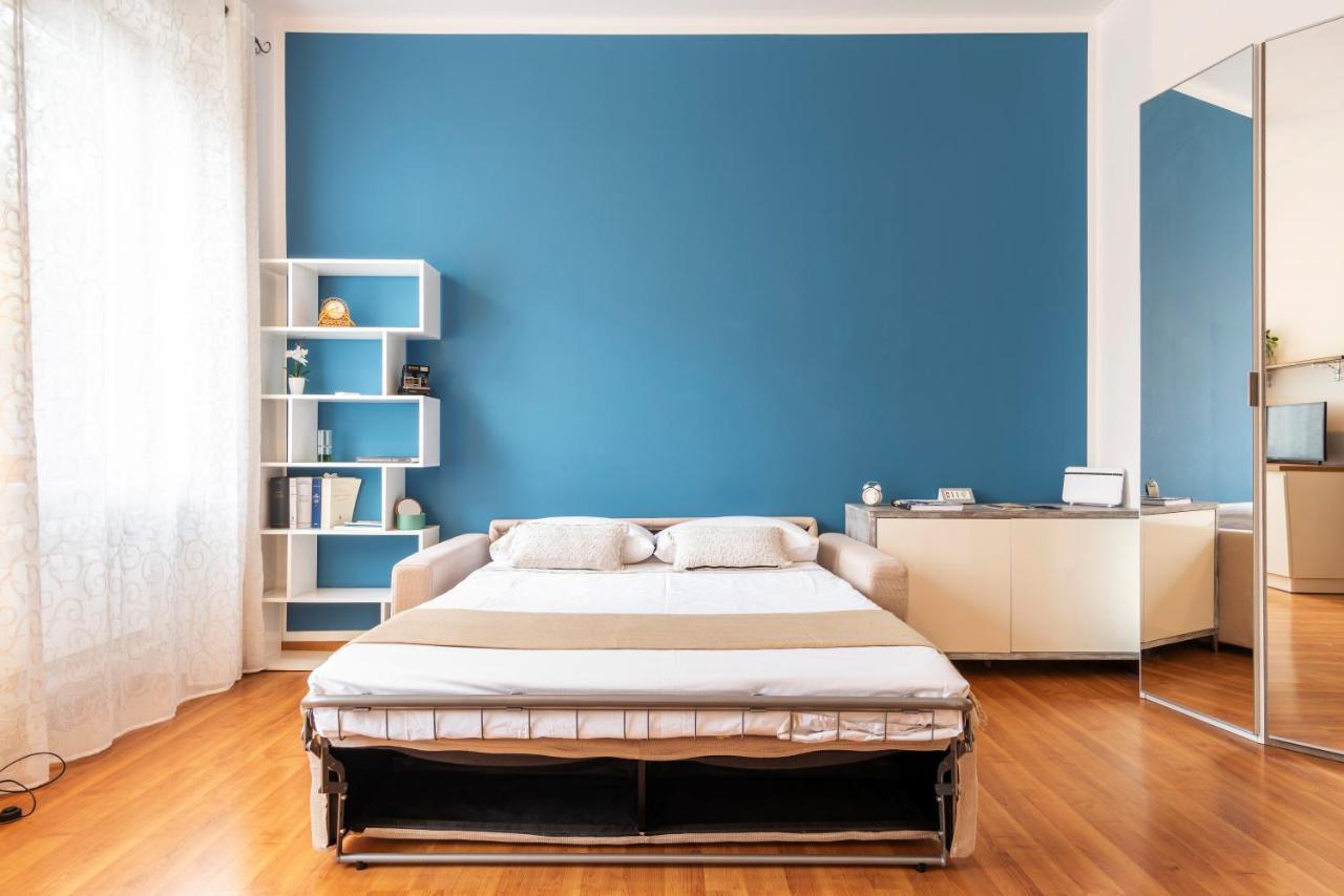 Casa Blu Flexyrent Apartment Wifi - No Ac Милано Екстериор снимка