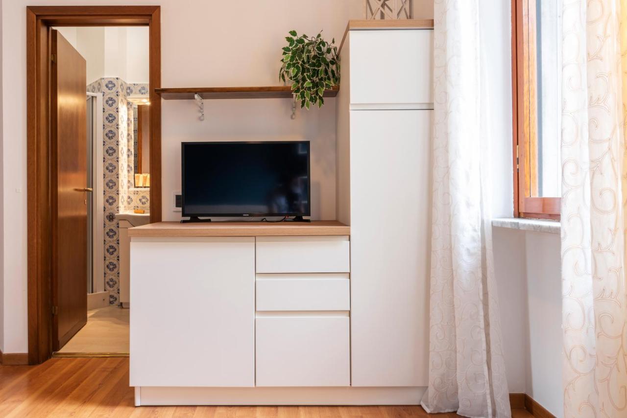 Casa Blu Flexyrent Apartment Wifi - No Ac Милано Екстериор снимка